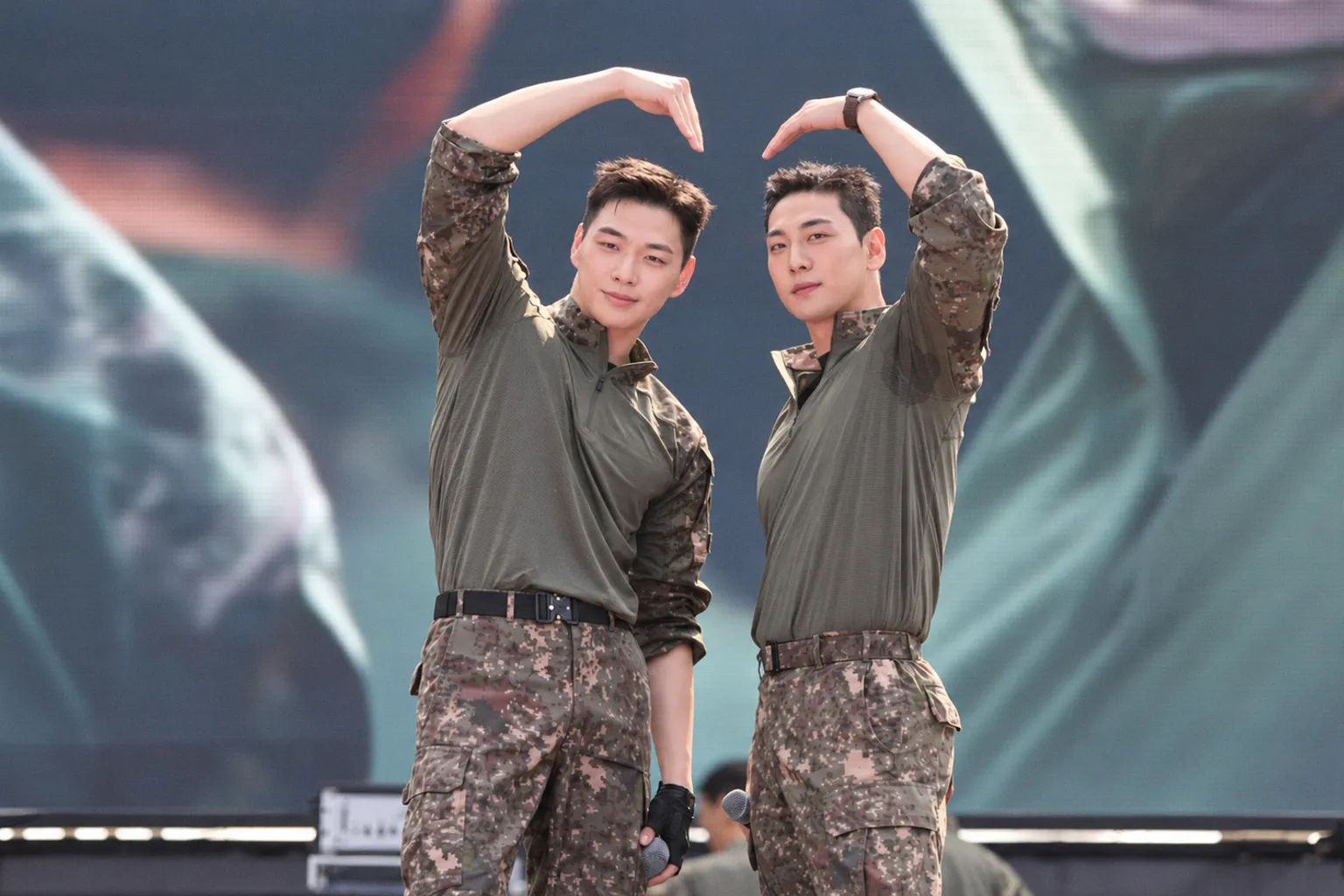Эра лимитированных изданий: как армия стала маркетинговым активом для K-pop-звёзд